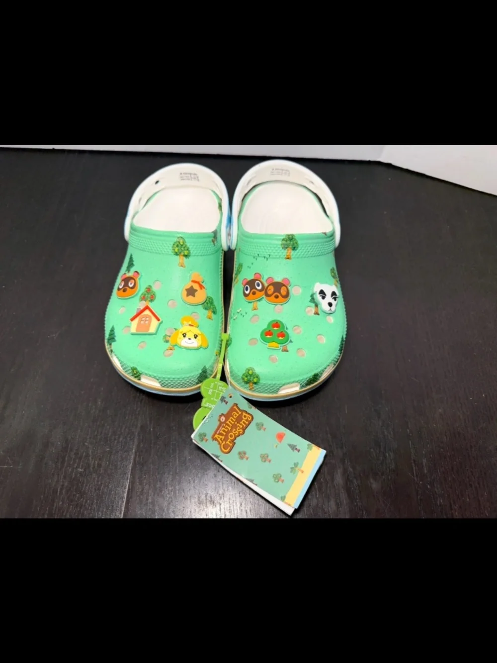 Crocs Animal Crossing Classic Clogs Unisex Big Kids J2/EU 33-34